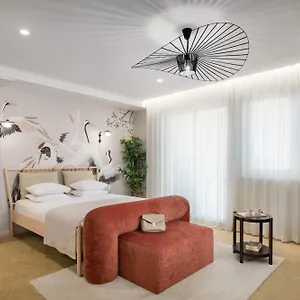 https://rooms-and-apartments-in-eagles-nest.hotels-in-ljubljana.com